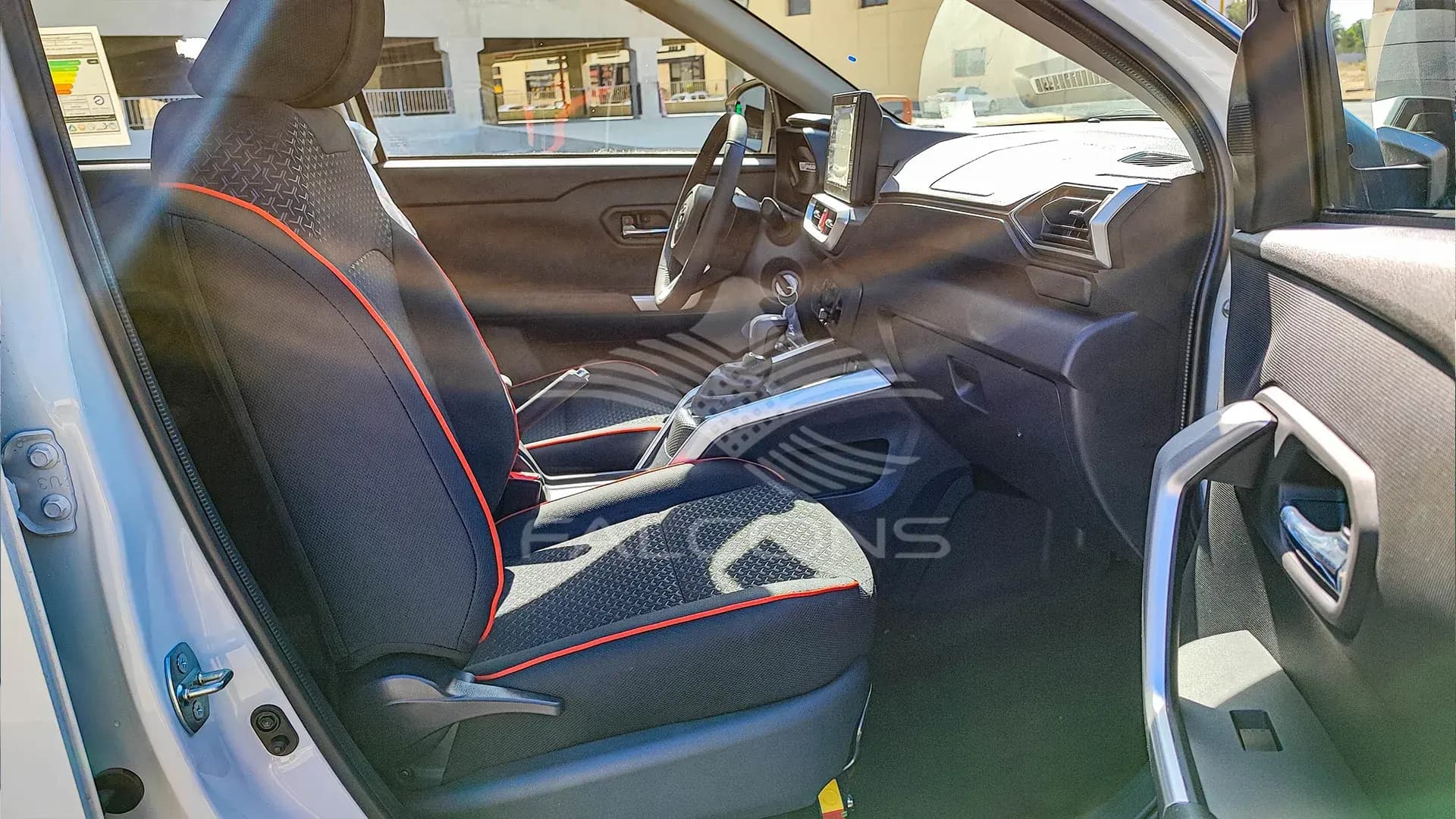 1.0T - G AT - Image 12