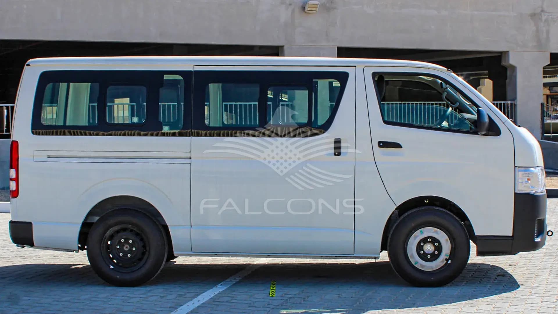 2.5L GLS VAN AC STD MT - Image 7