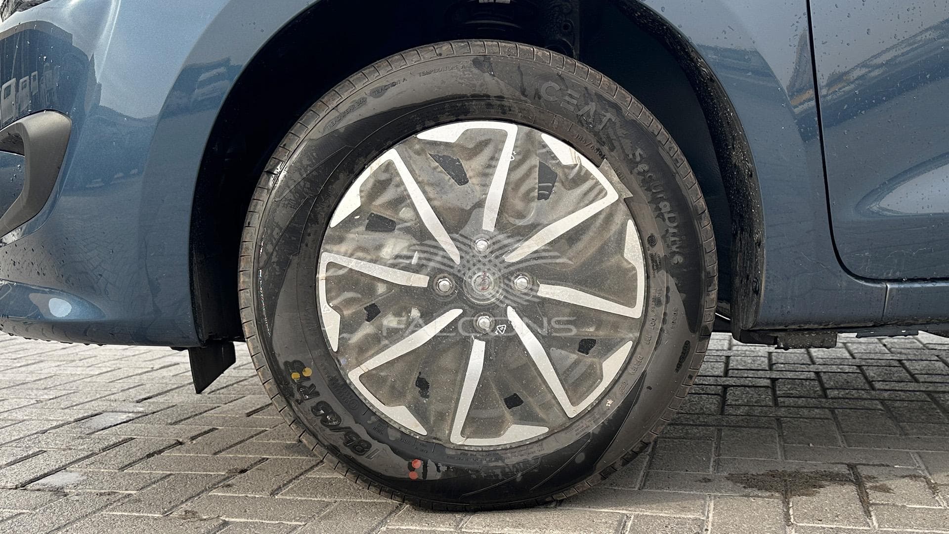 1.2L New Face GLX CVT - Image 9