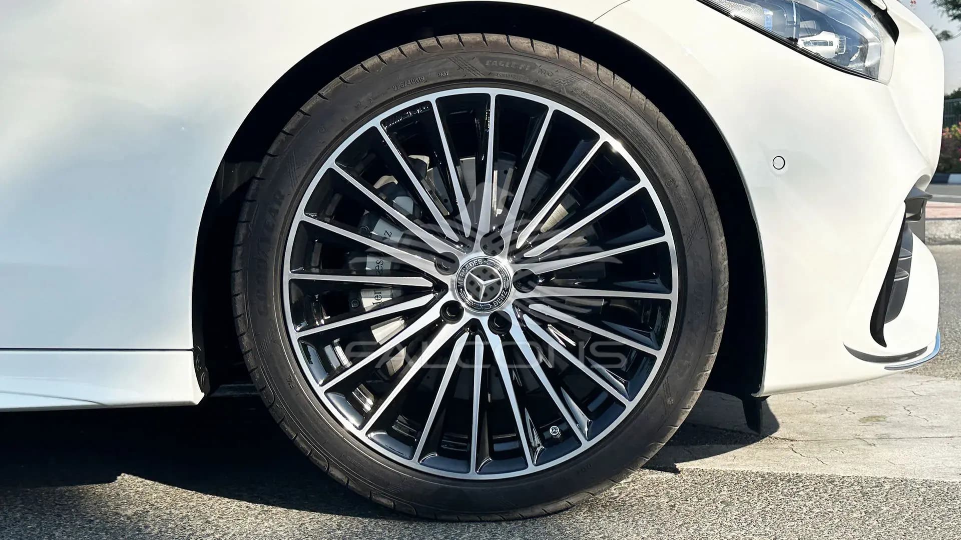 1.5L Premium Plus P AT - Image 9