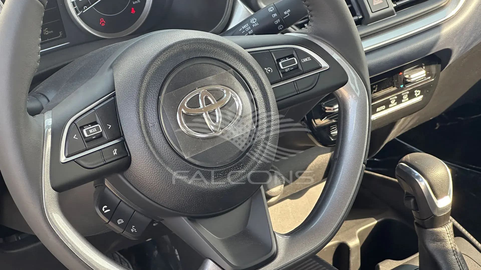 1.5L STYLE 5STR 2x Airbags ABS AT - Image 17