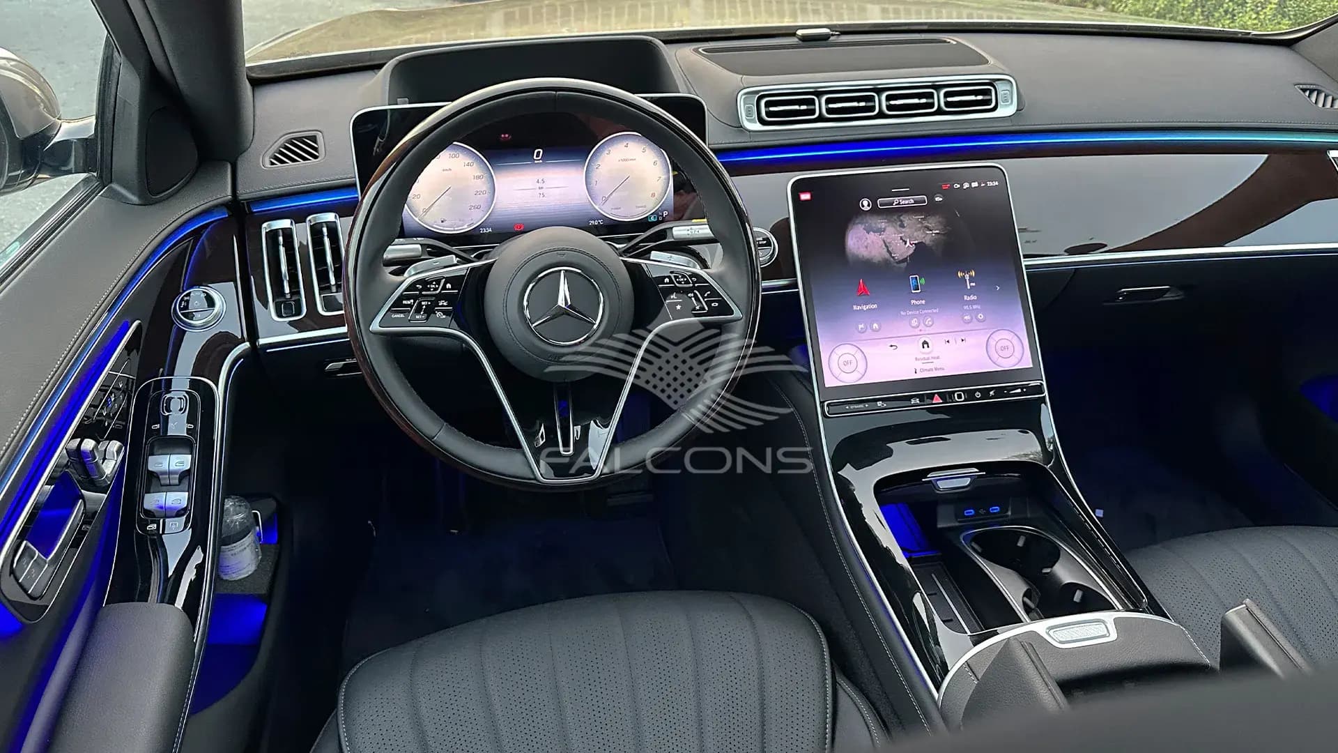 3.0L 4-MATIC AT - Image 18