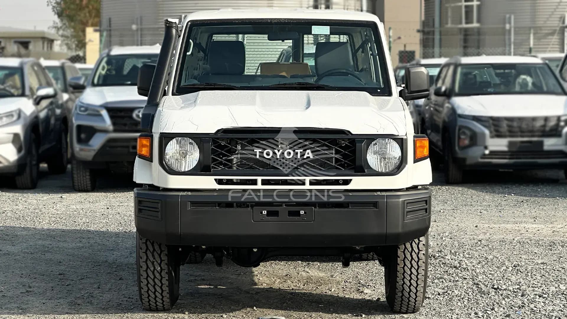 4.2L STD 10 STR DSL WITH ABS & AIRBAG MT - Image 6