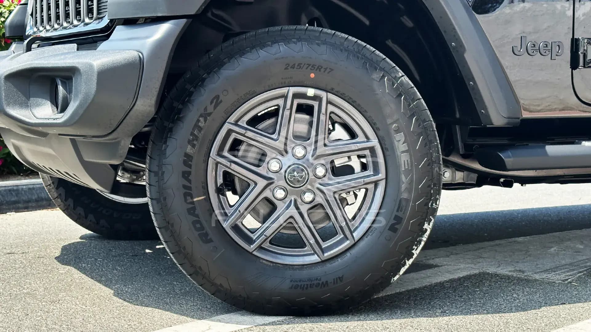 2.0L I4 JL Sport 4DR AT - Image 7