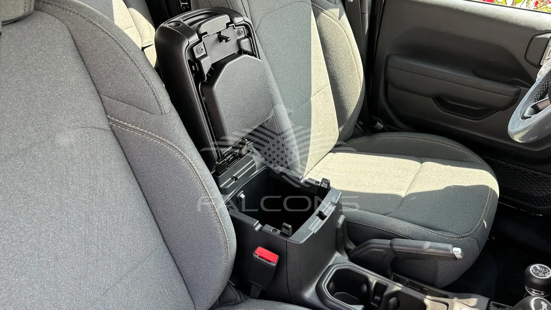 2.0L I4 JL Sport 4DR AT - Image 18