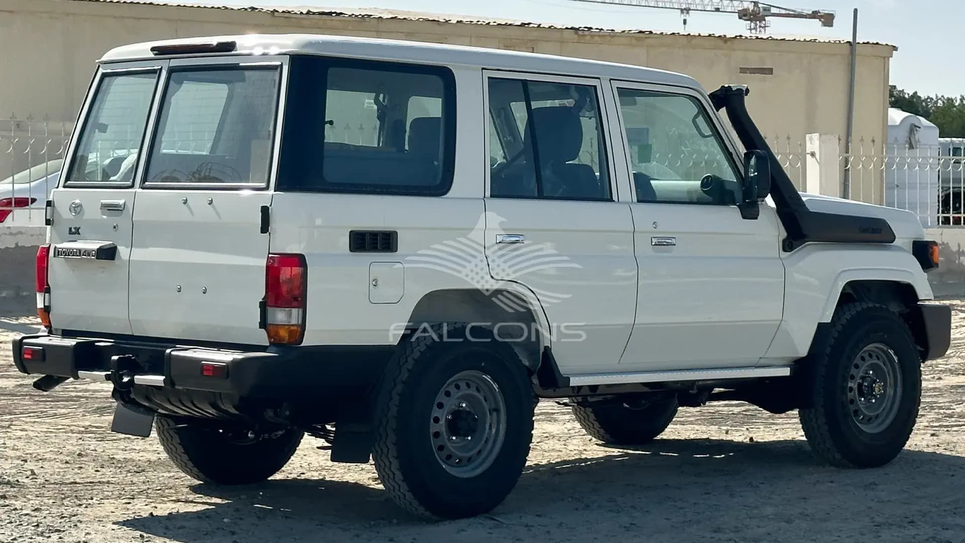 4.2L STD 10 SEATER ABS & AIRBAG MT - Image 4