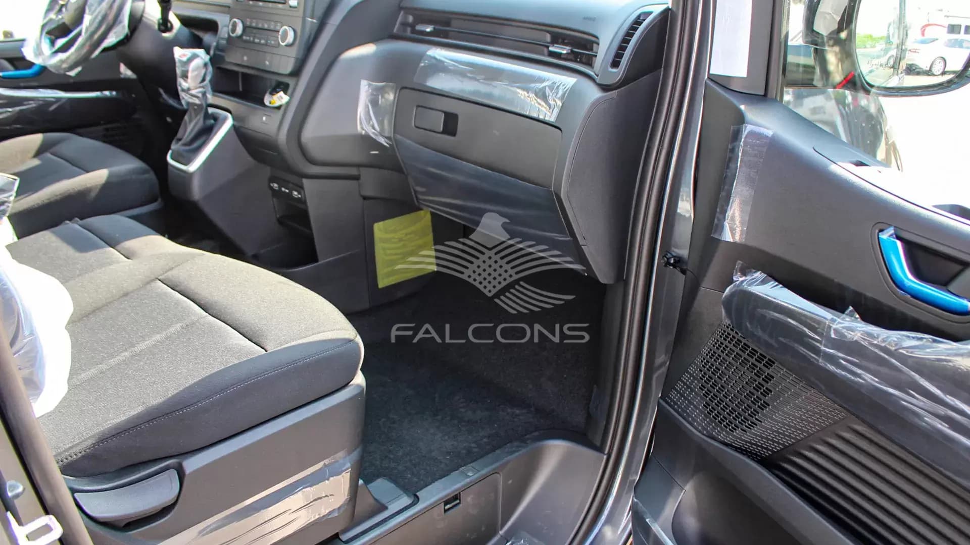 3.5L STARIA 11 STR COMFORT AT - Image 15