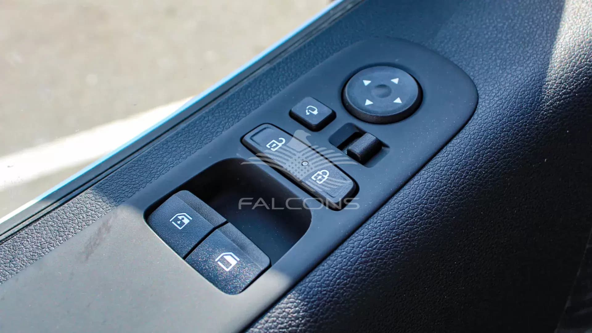 3.5L STARIA 11 STR COMFORT AT - Image 16