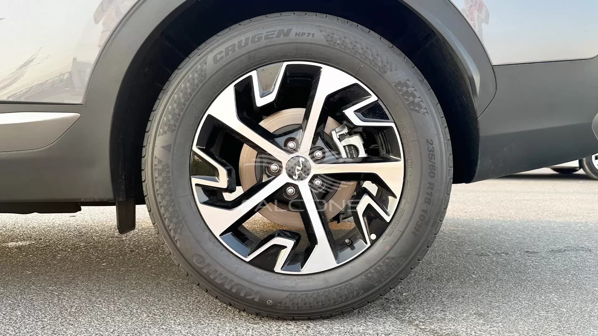 1.5L 2WD Premium Edition - Image 7