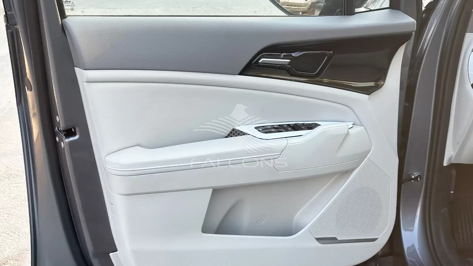 1.5L 2WD Premium Edition - Image 8