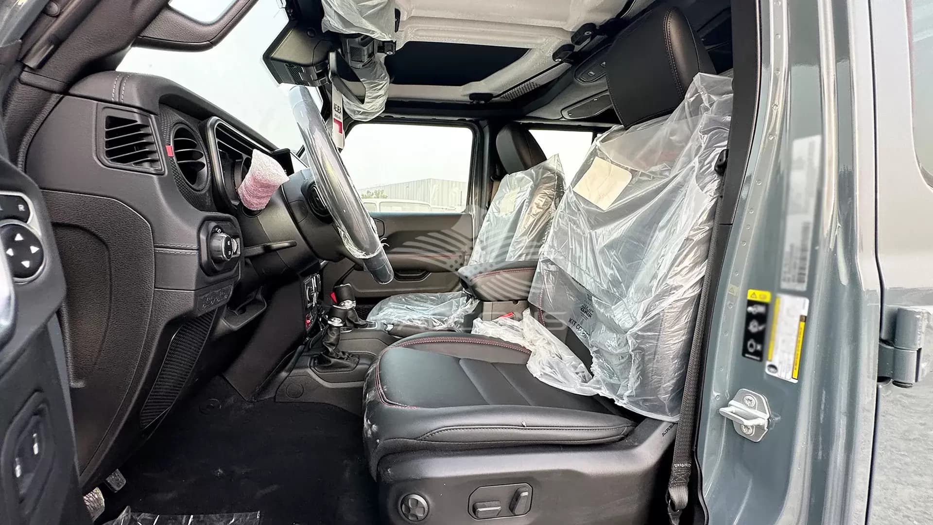 2.0L 4DR RUBICON with Winch AD3 AT - Image 10