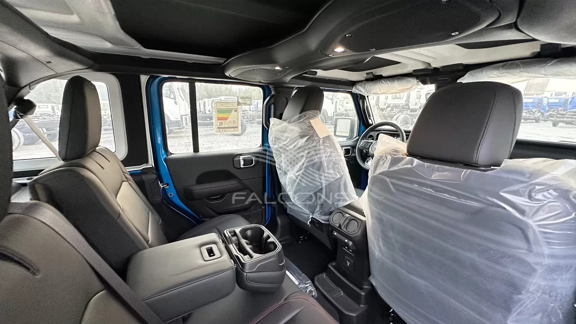 2.0L 4DR RUBICON AT - Image 13