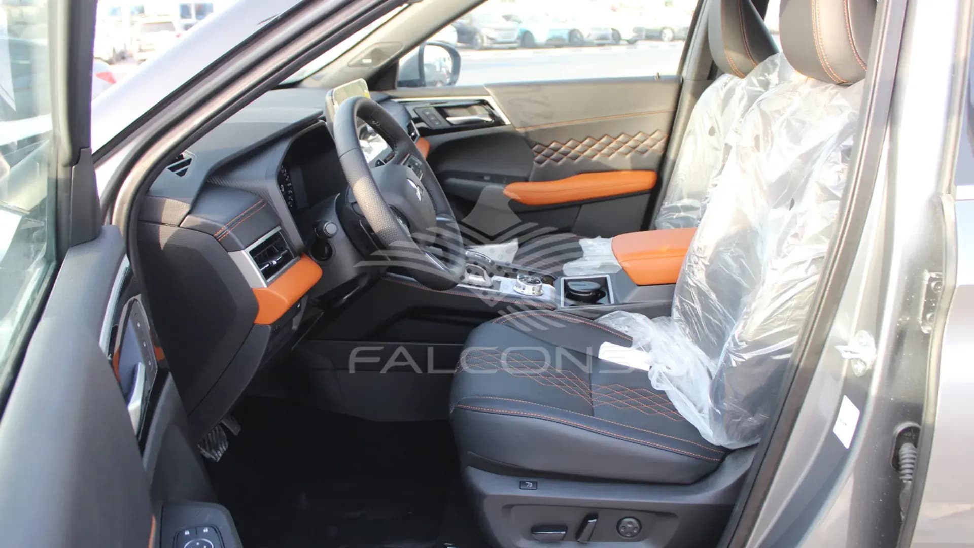2.5L 4WD AT - Image 11
