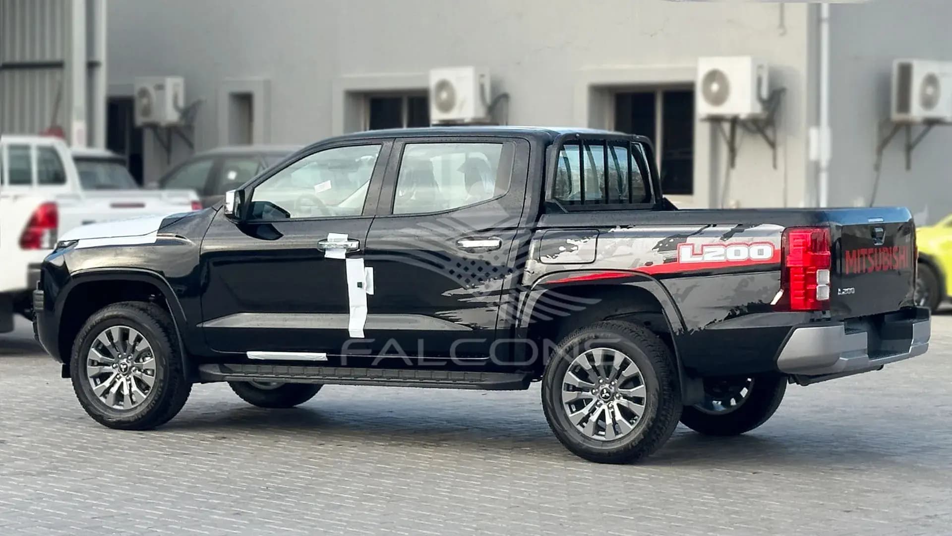 2.4L P DC 4WD GLS MT - Image 4