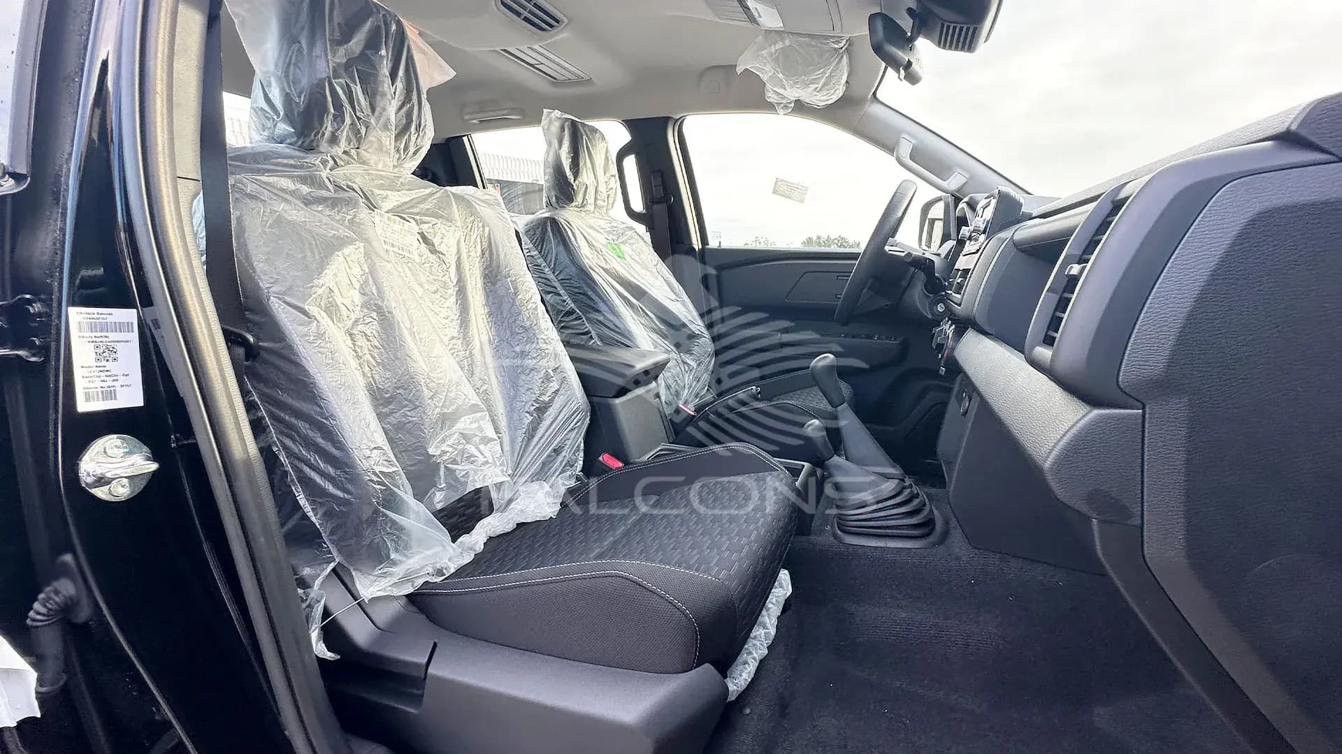 2.4L P DC 4WD GLS MT - Image 13