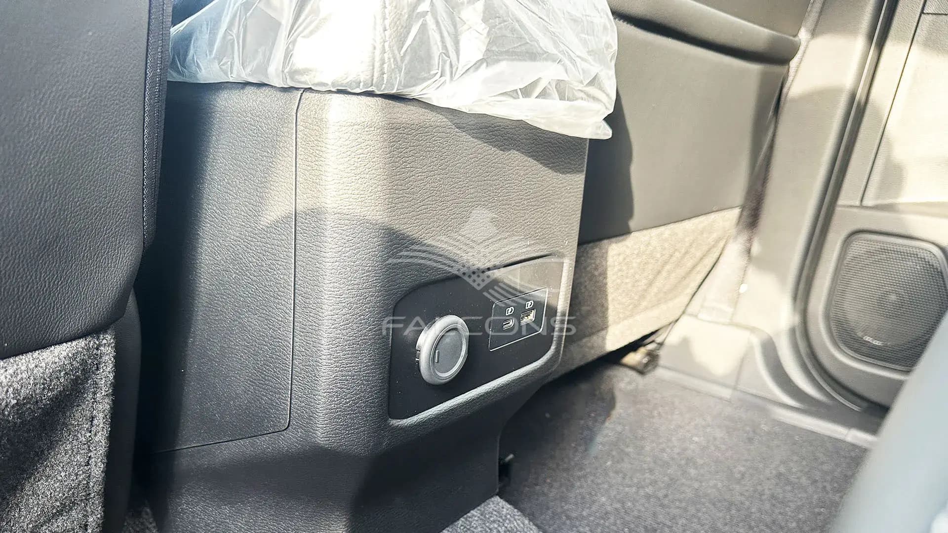 2.4L Sportero New Face D DC 4WD 6AT - Image 14