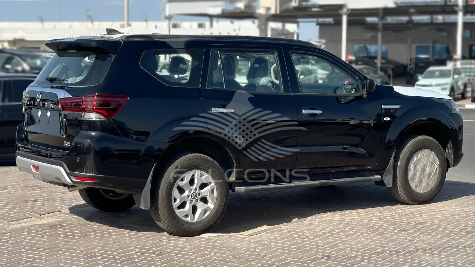 2.5L 4WD SE 7AT - Image 4
