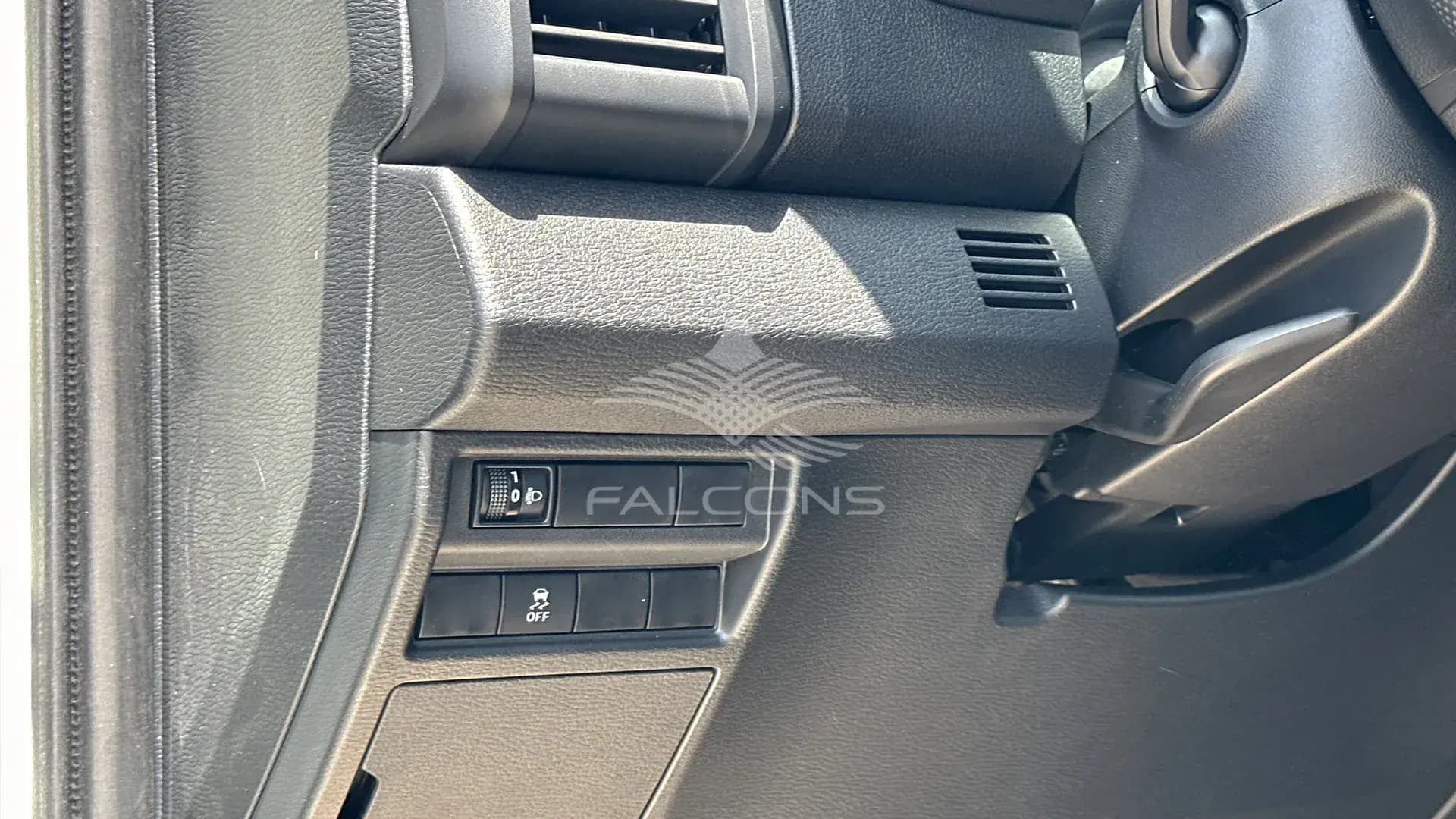 2.4L D DC 4WD GL New Face 5MT - Image 11