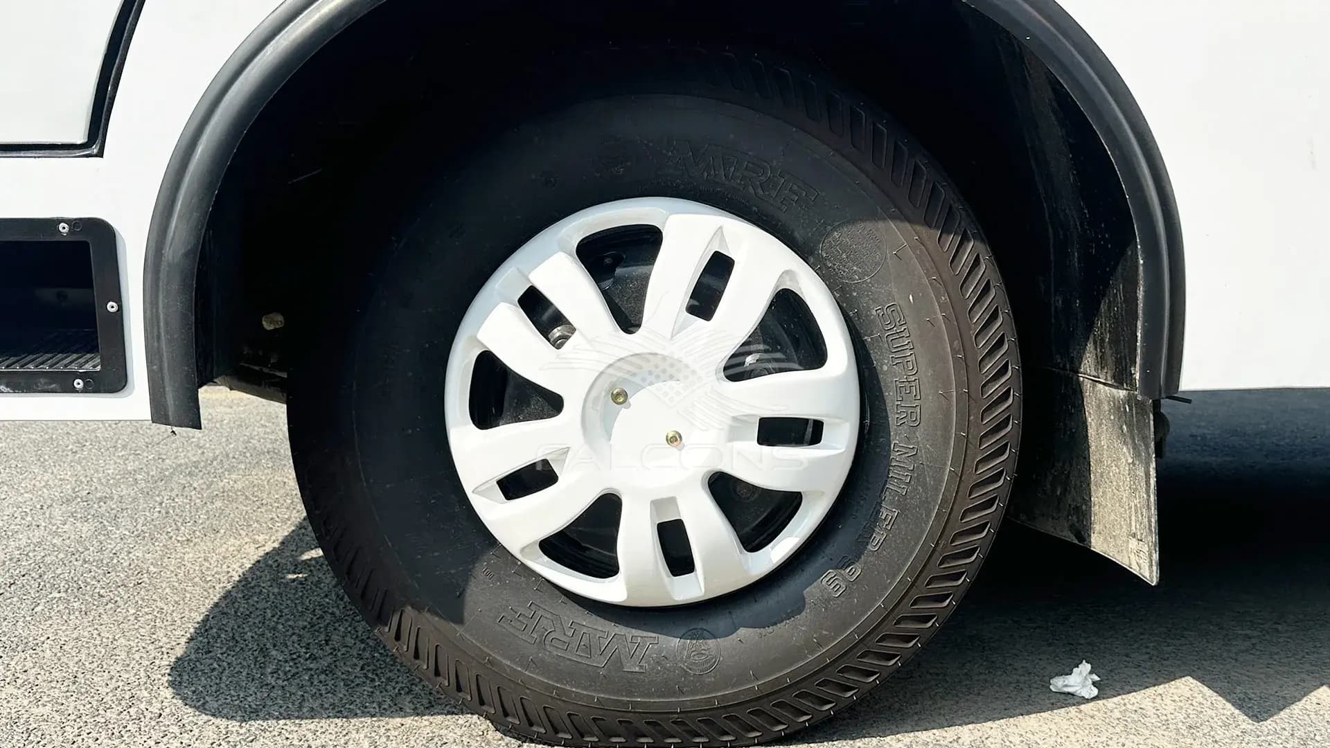 3455cc 47-SEATER AC Diesel MT - Image 7