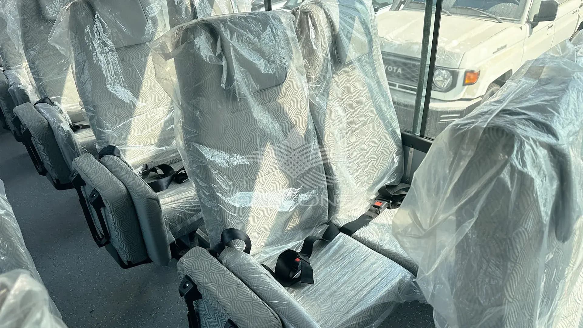 3455cc 47-SEATER AC Diesel MT - Image 10