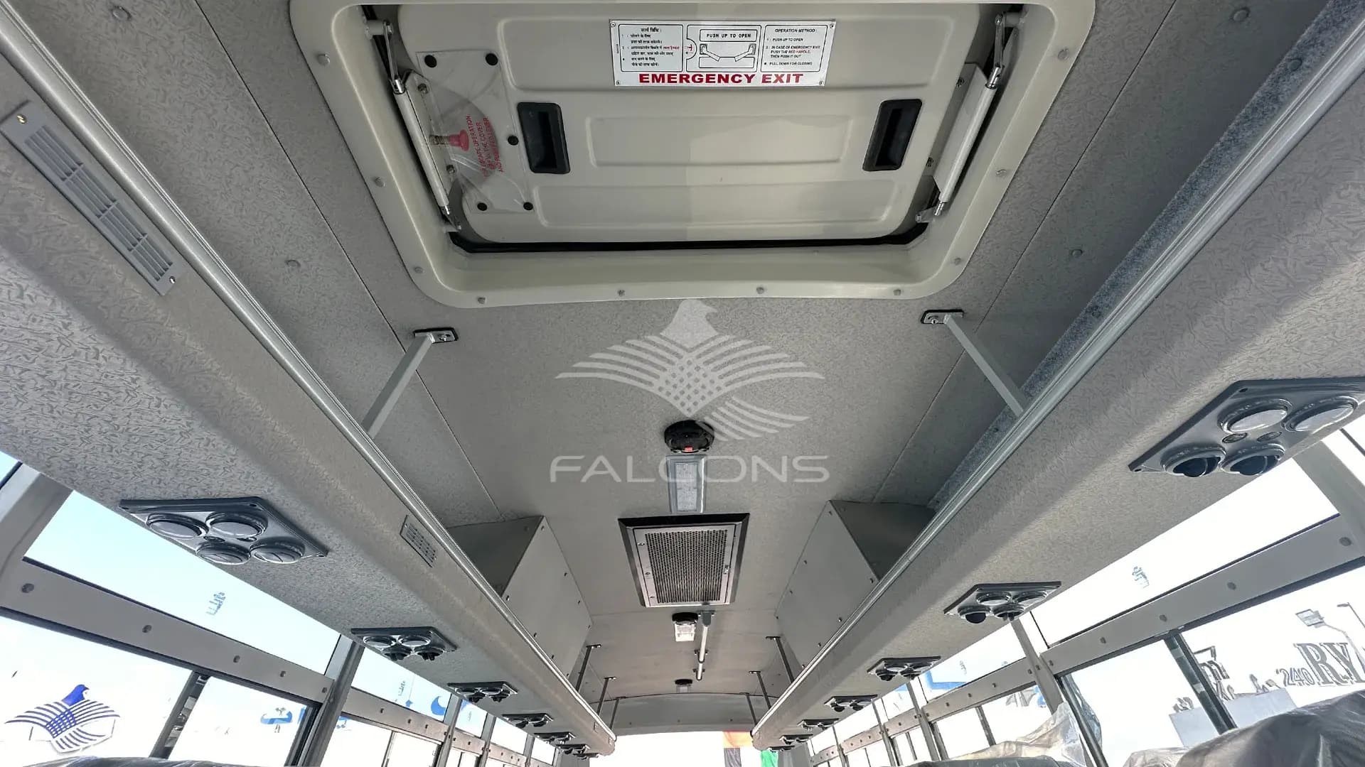 3455cc 47-SEATER AC Diesel MT - Image 14