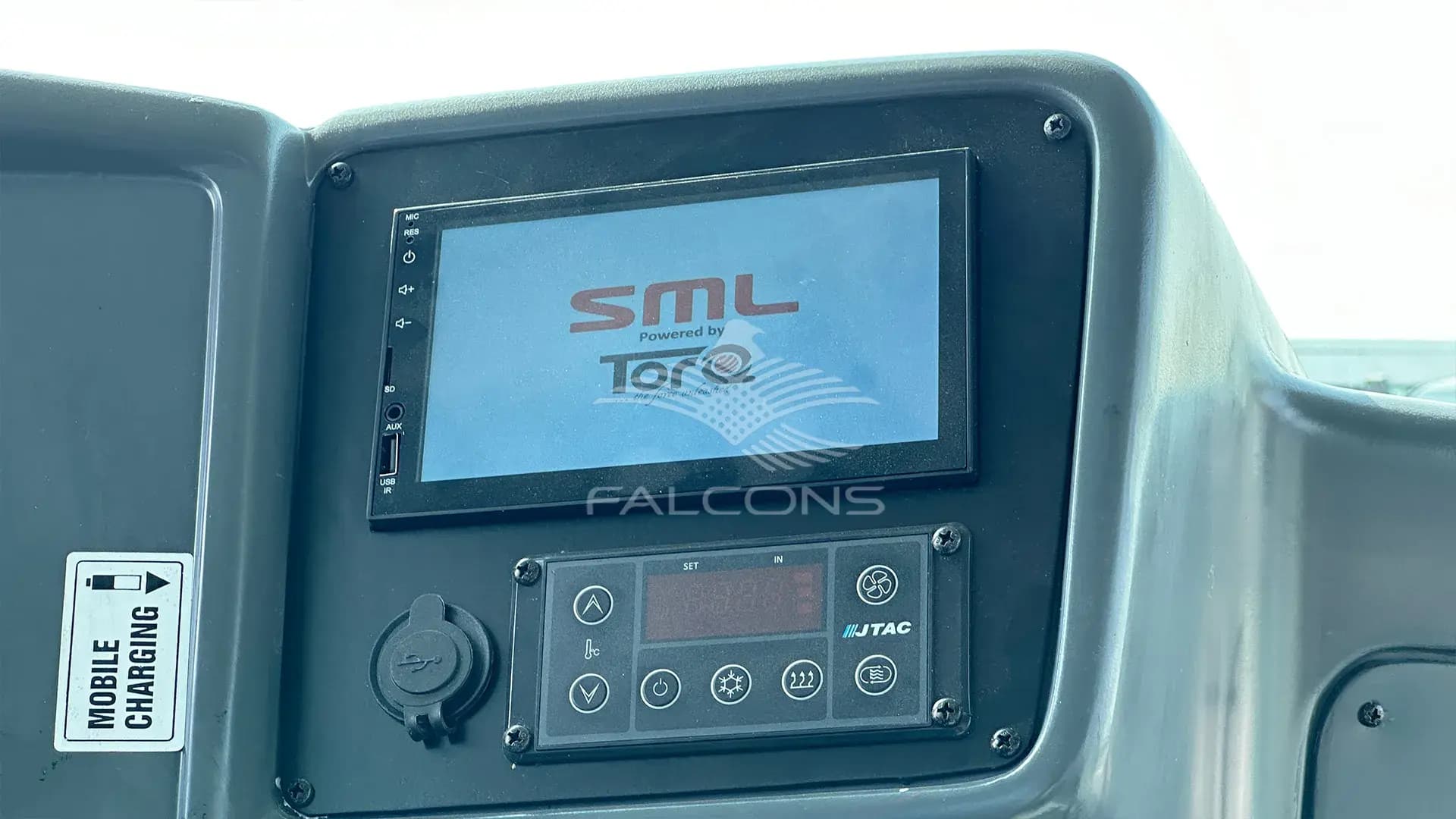 3455cc 47-SEATER AC Diesel MT - Image 17