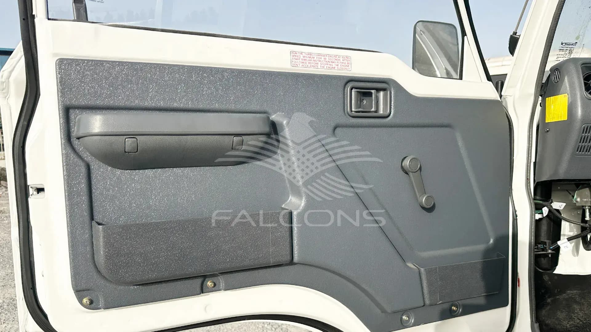 3.5L 4x2 LHD Diesel MT - Image 12