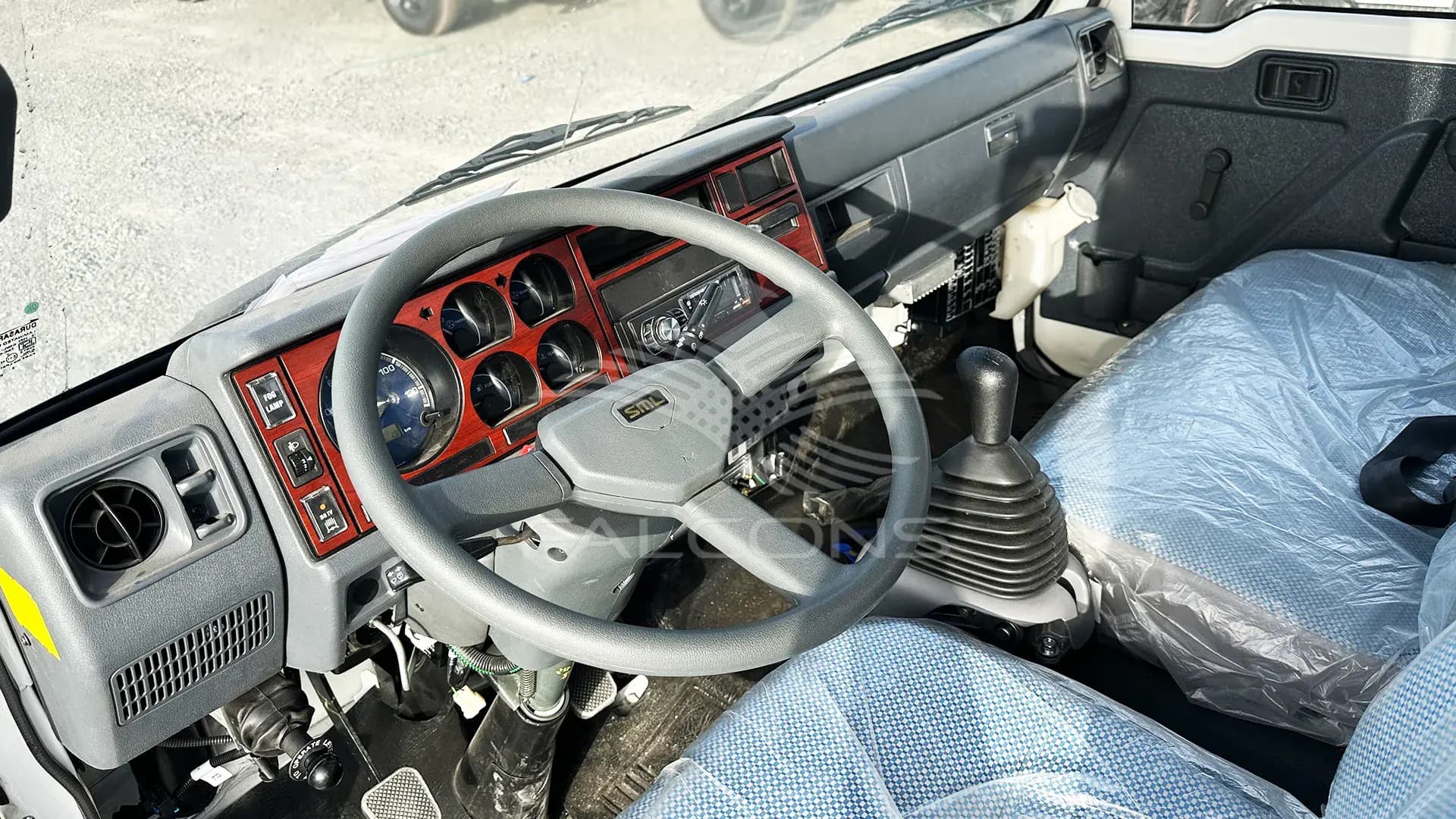 3.5L 4x2 LHD Diesel MT - Image 17