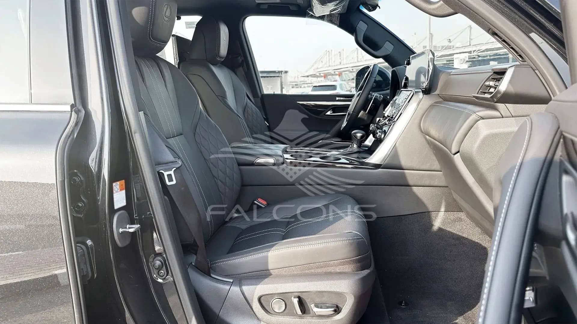 3.5L VIP 4WD AT - Image 10