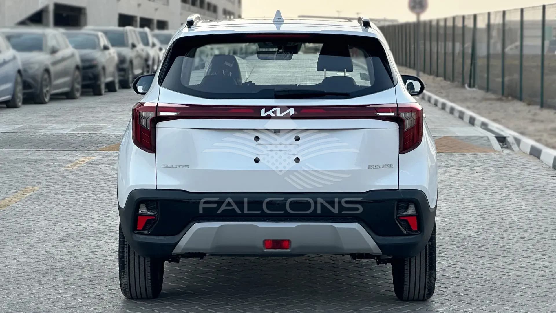 1.5L CVT Luxury - Image 3