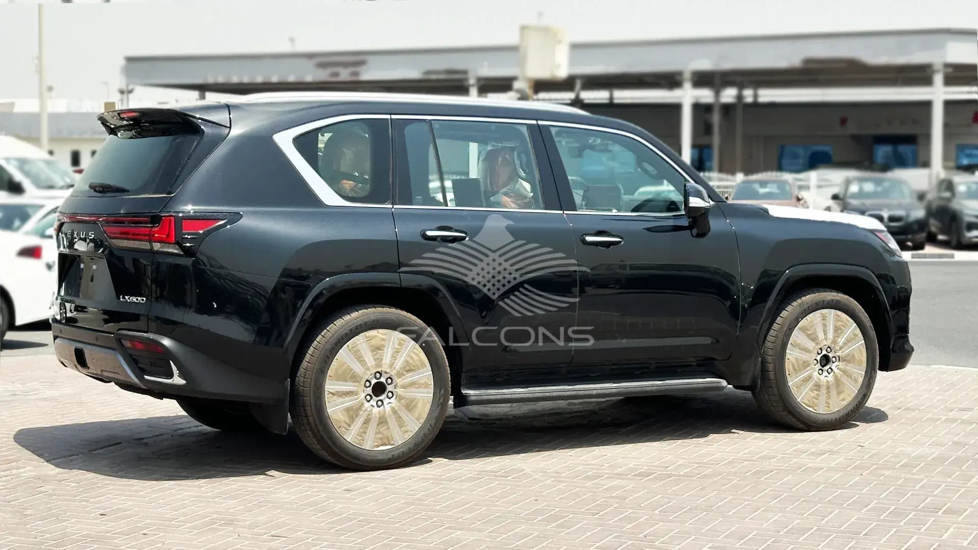 3.5L LX VIP 10 AT - Image 4