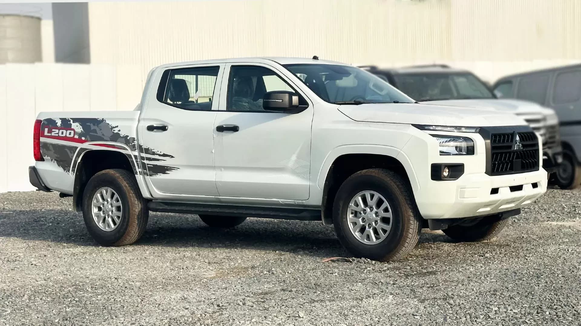 2.4L GLX New Face DC 4WD 5MT - Image 7