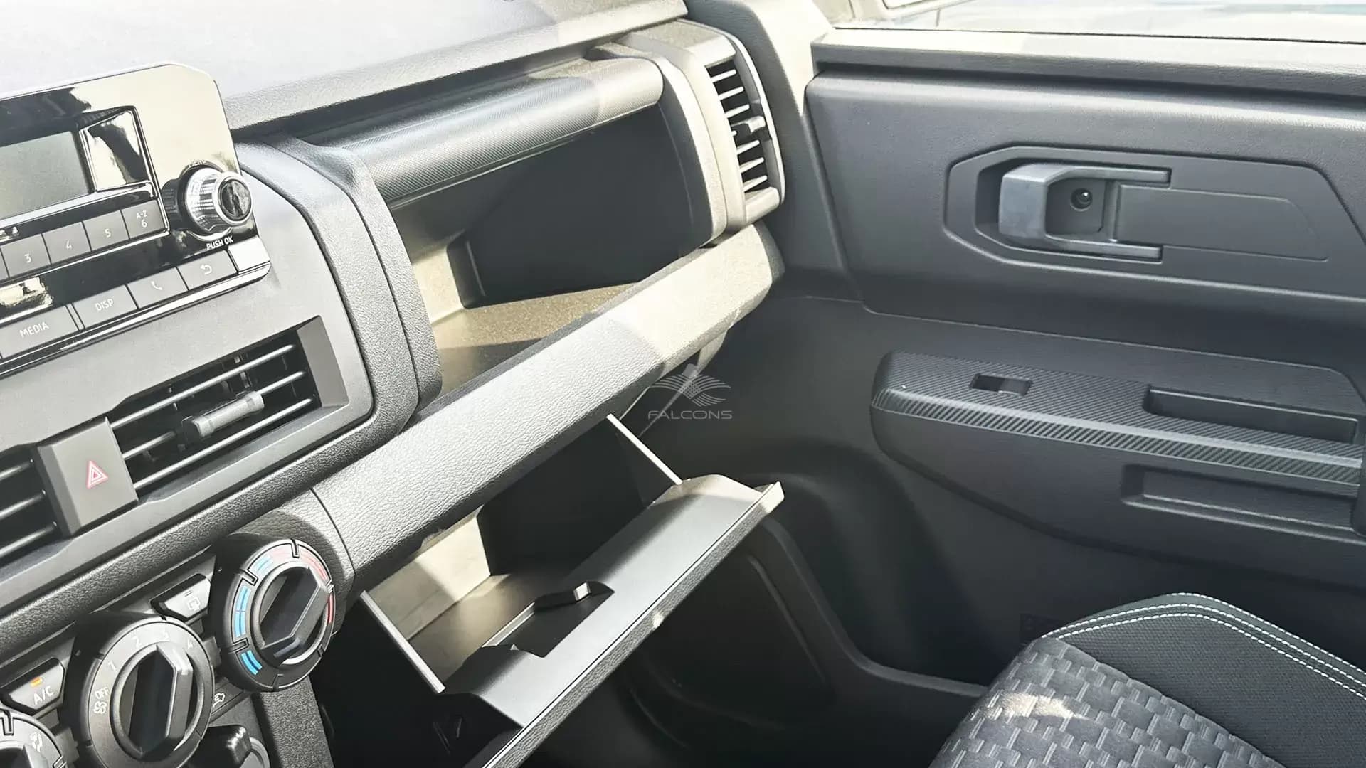 2.4L GLX New Face DC 4WD 5MT - Image 19