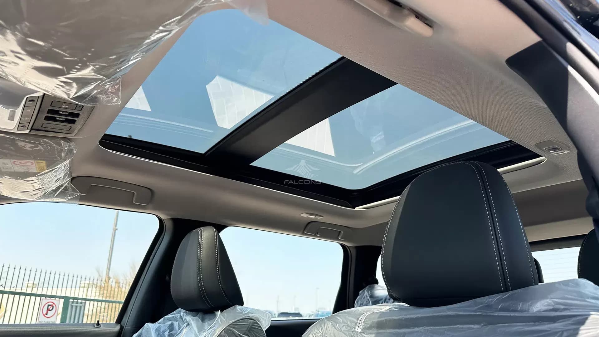 2.5L 4WD MID OPTION 7-SEATER AT - Image 20