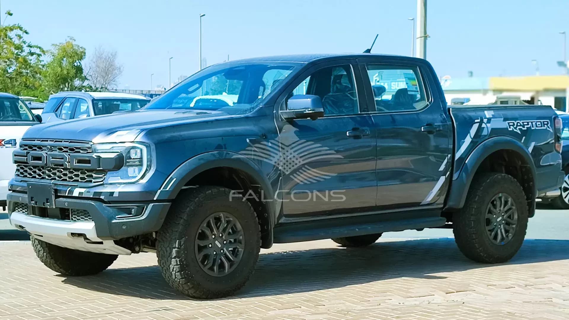 RAPTOR 3.0L AT - Image 2