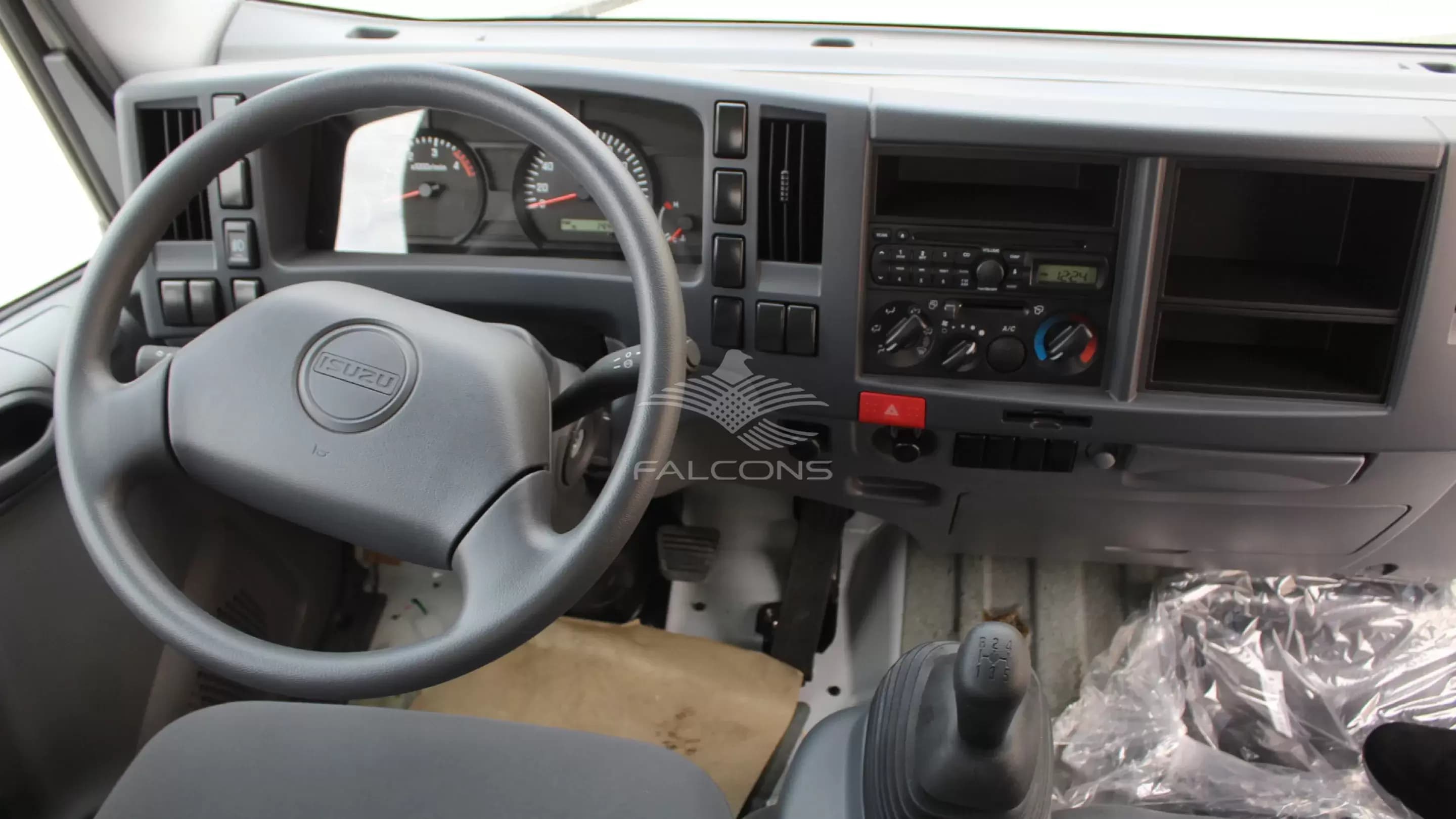 4570 cc TRUCK CAB CHASSIS 4X2 DIESEL MT - Image 14