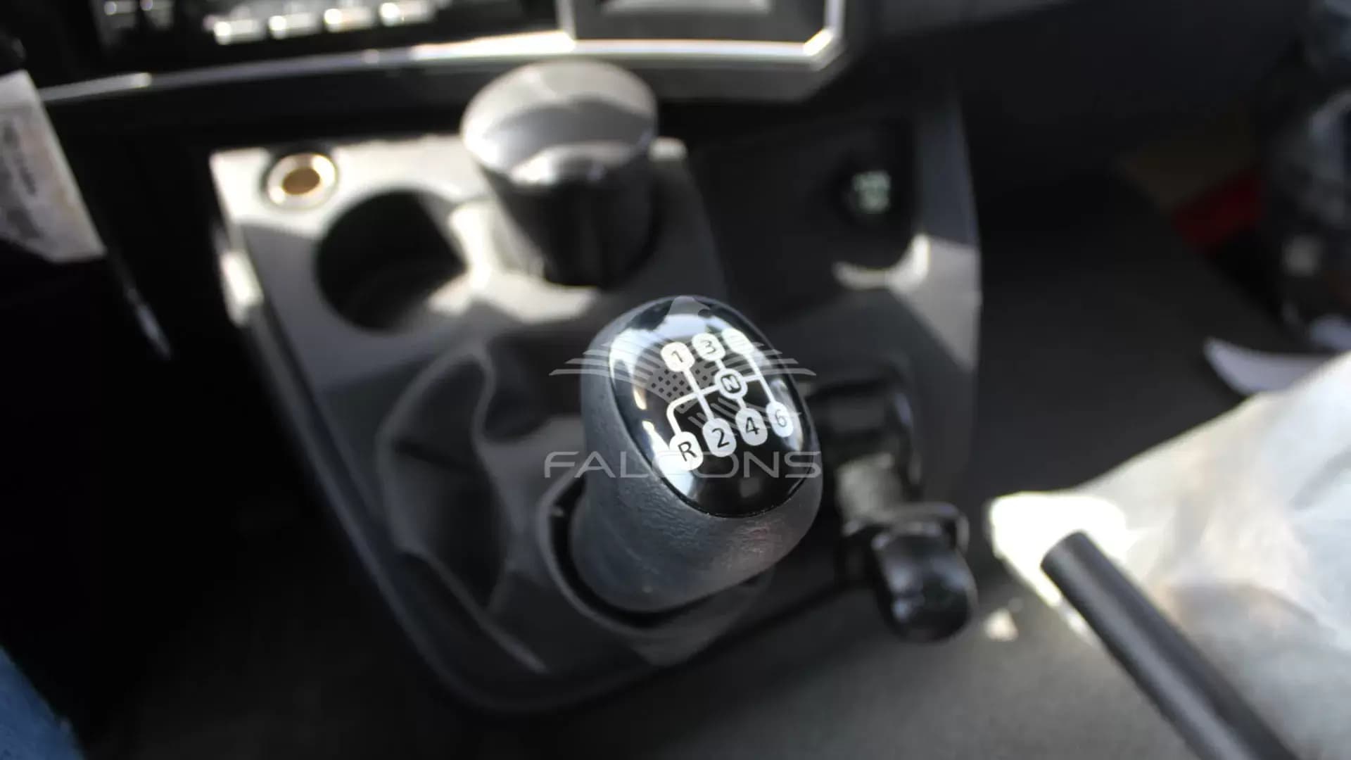 7.0L D14 HIGH 4X4 E6 - Image 17