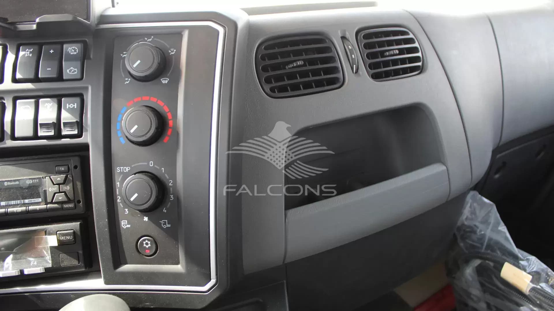 7.0L D14 HIGH 4X4 E6 - Image 18