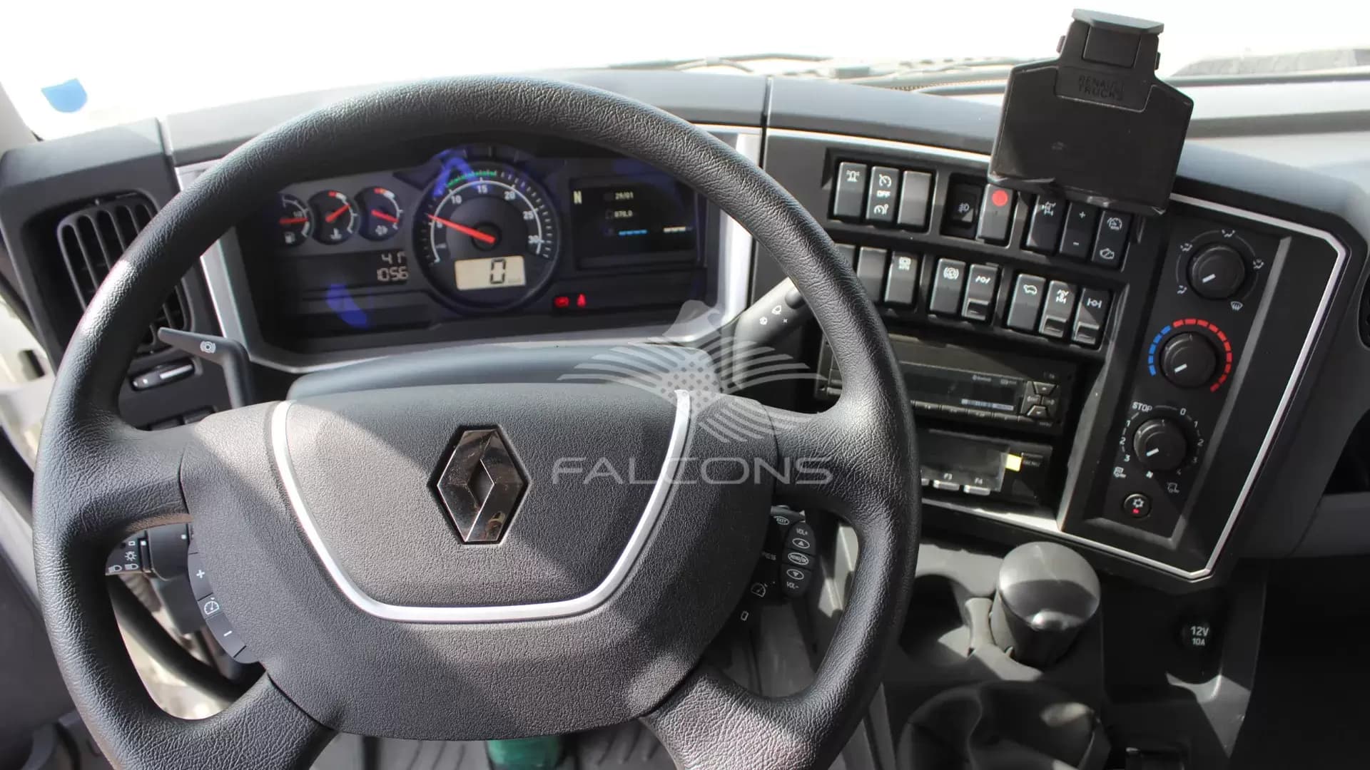 7.0L D14 HIGH 4X4 E6 - Image 27