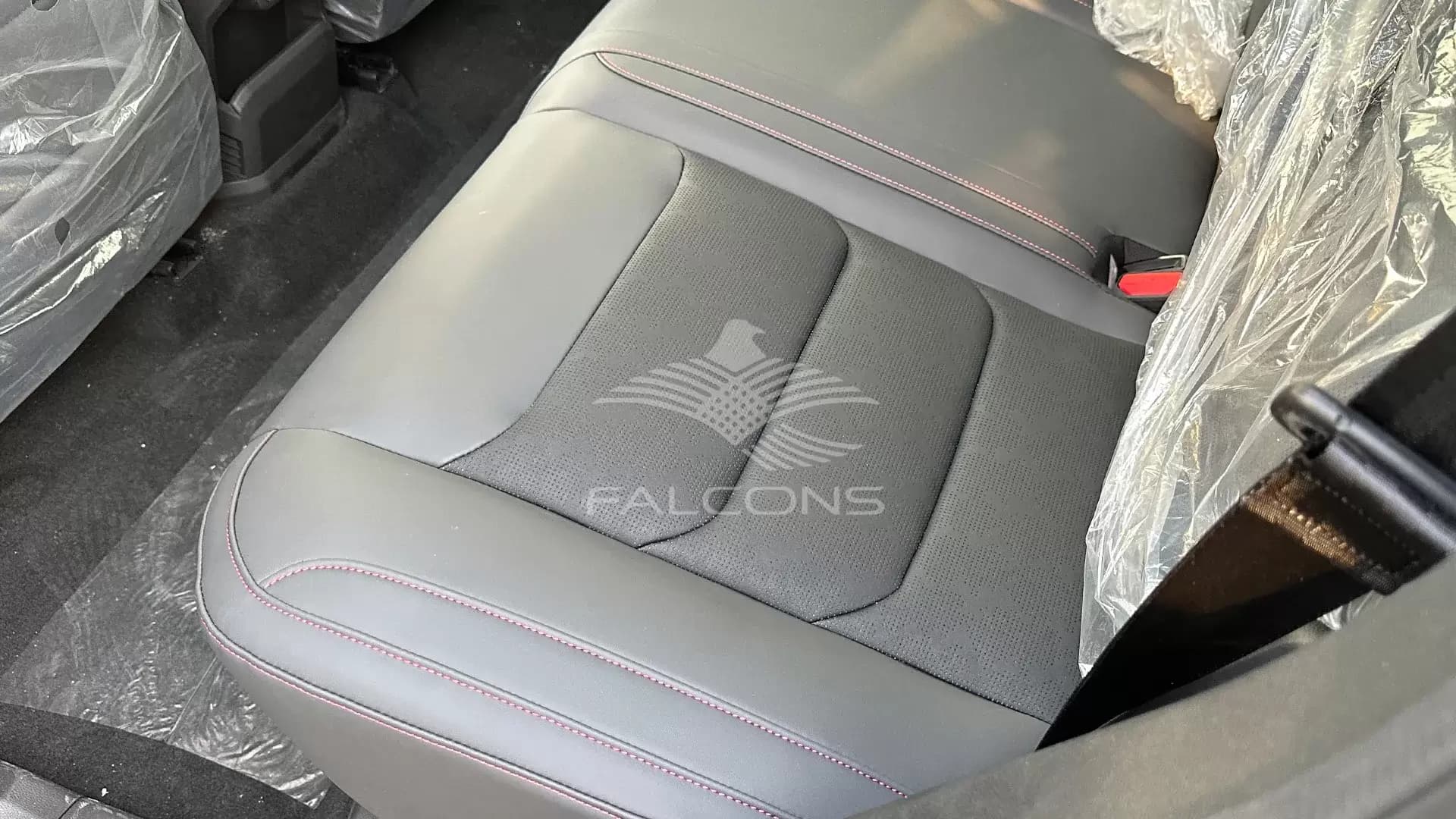 2.0L LUX P AT - Image 17
