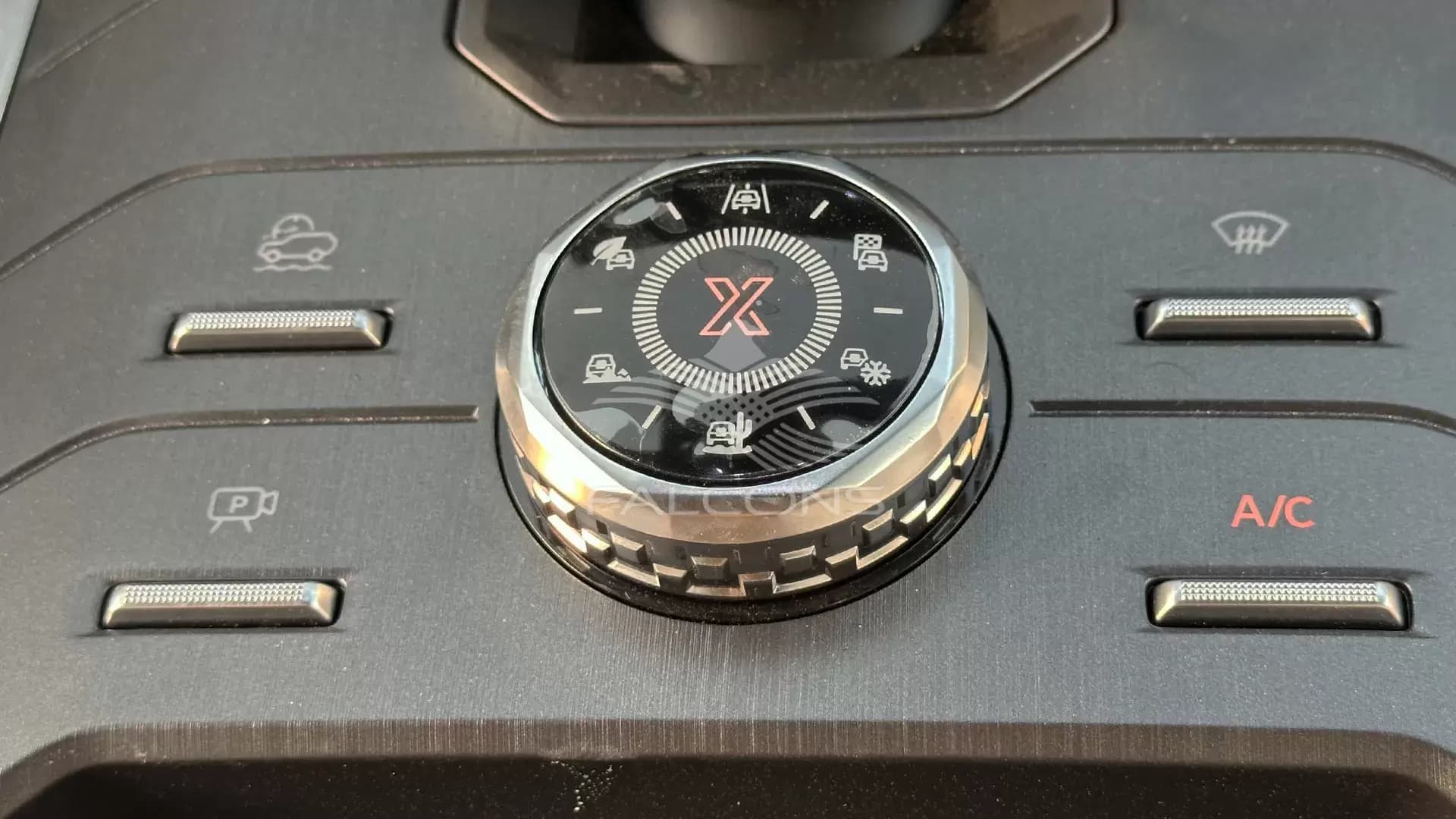 2.0L LUX P AT - Image 21