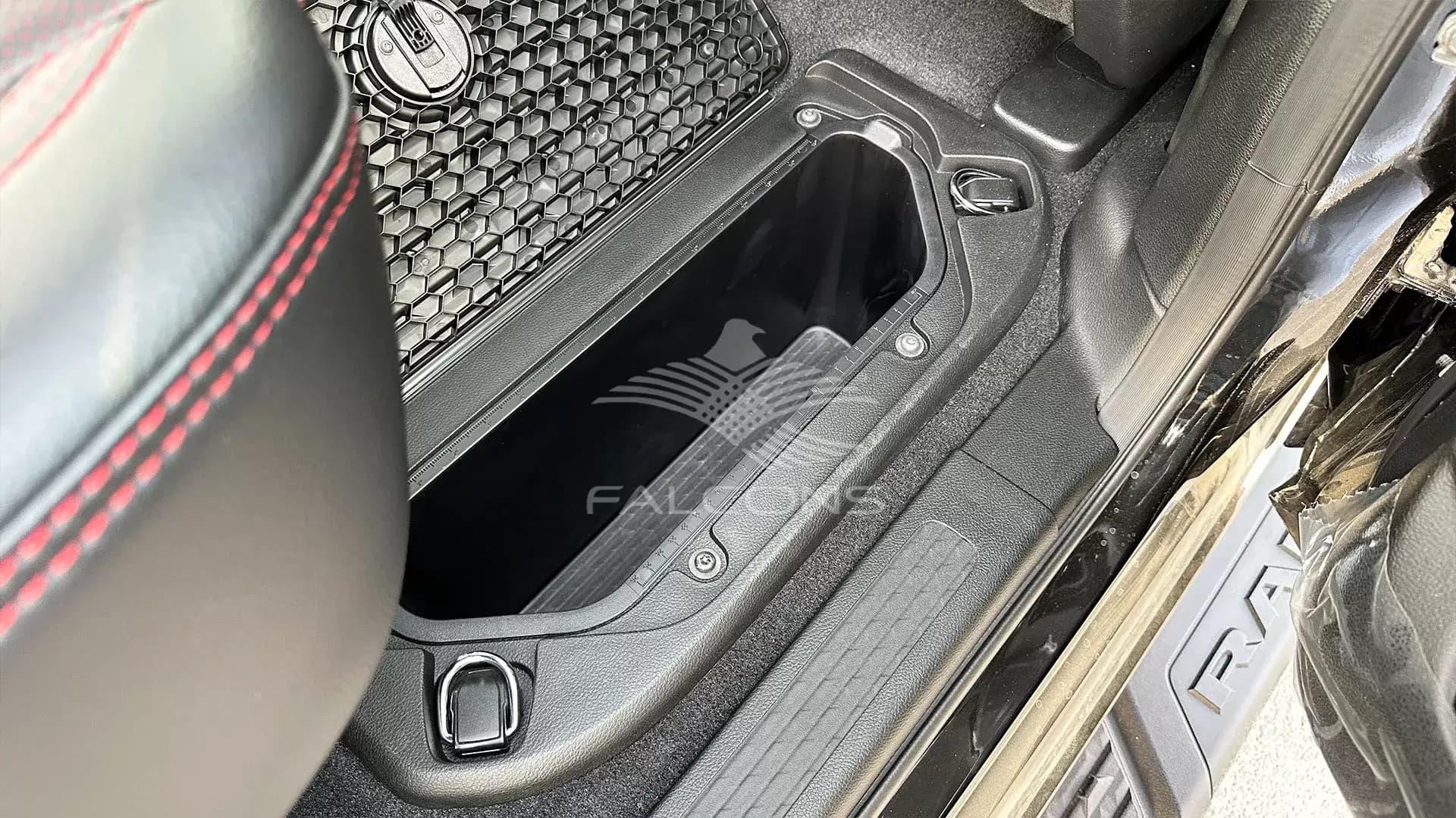 3.0L 1500 X Crew TT with Rambox - Image 25