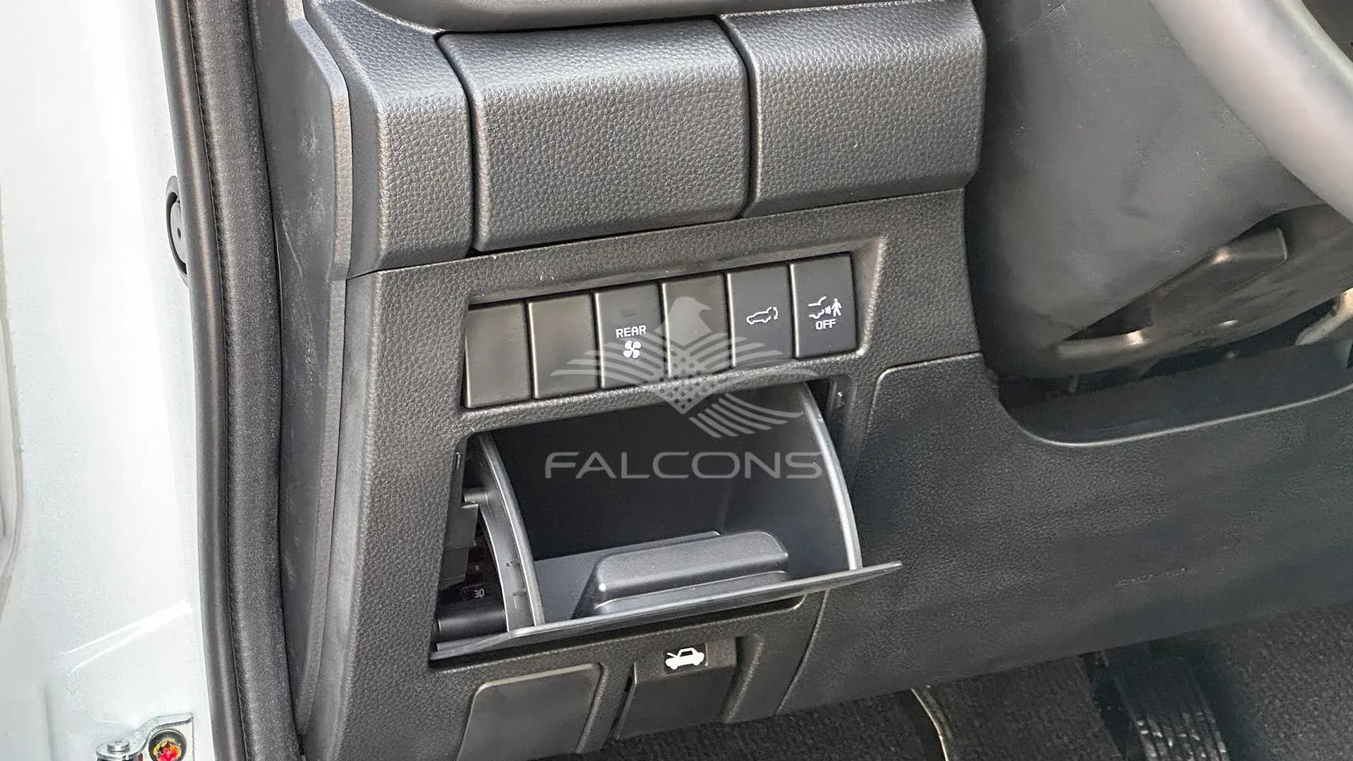 3.0L 4x4 7 STR Full Option AT - Image 19