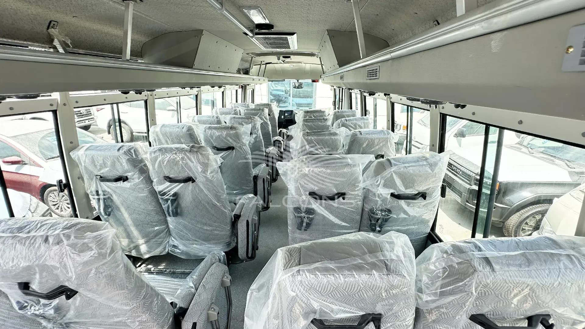 3455cc 35 SEATER AC 4x2 LHD Diesel MT - Image 15