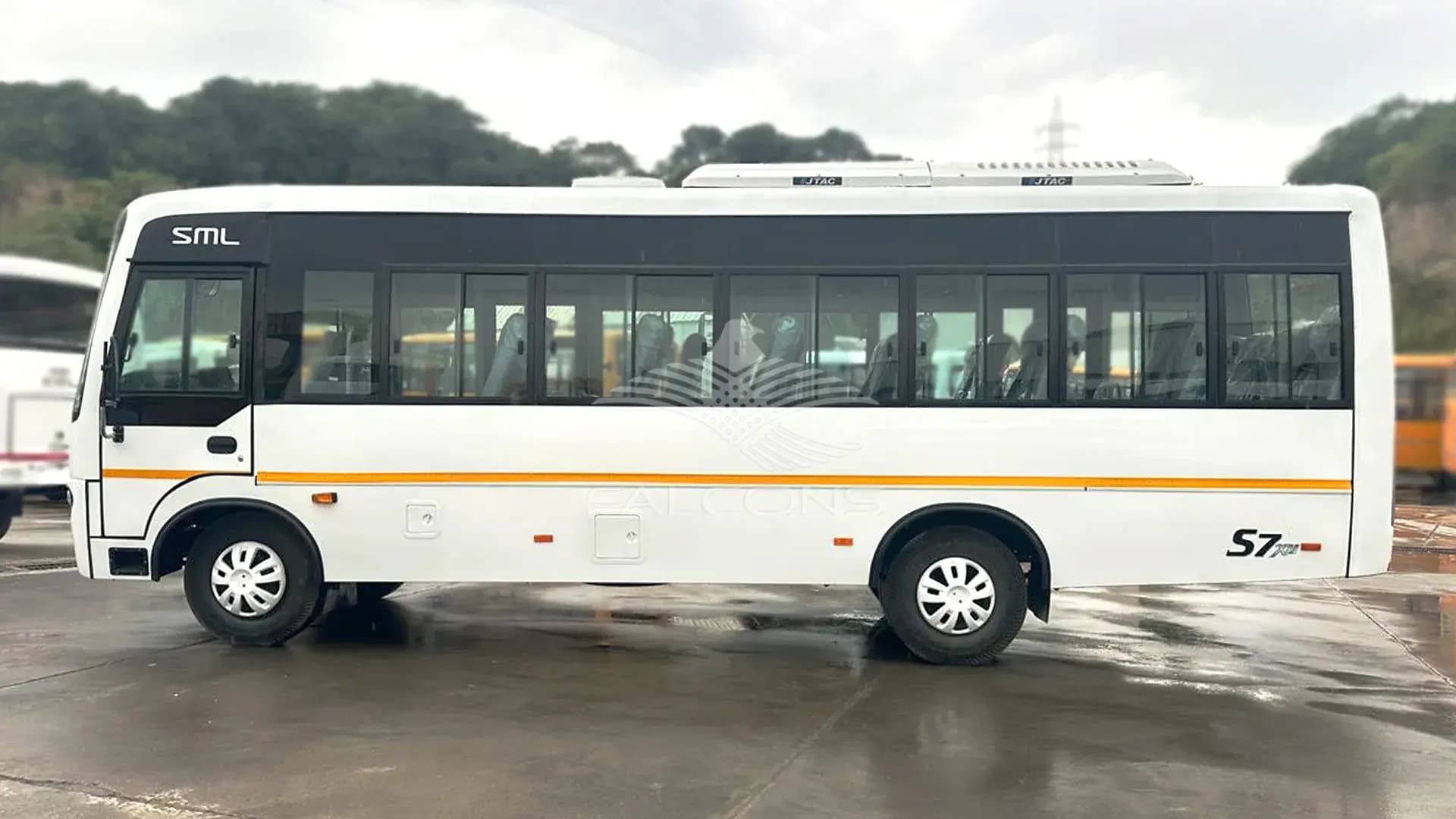 3455cc 43 STR Double Door AC DSL MT - Image 4