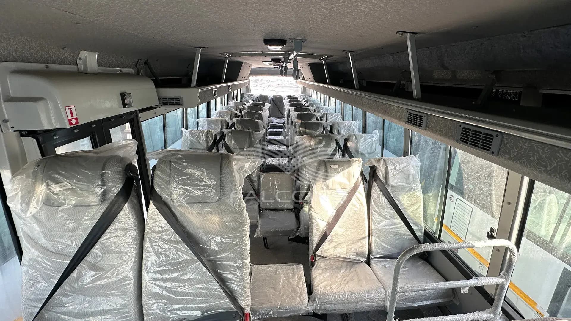 3455cc 43 STR Double Door AC DSL MT - Image 9