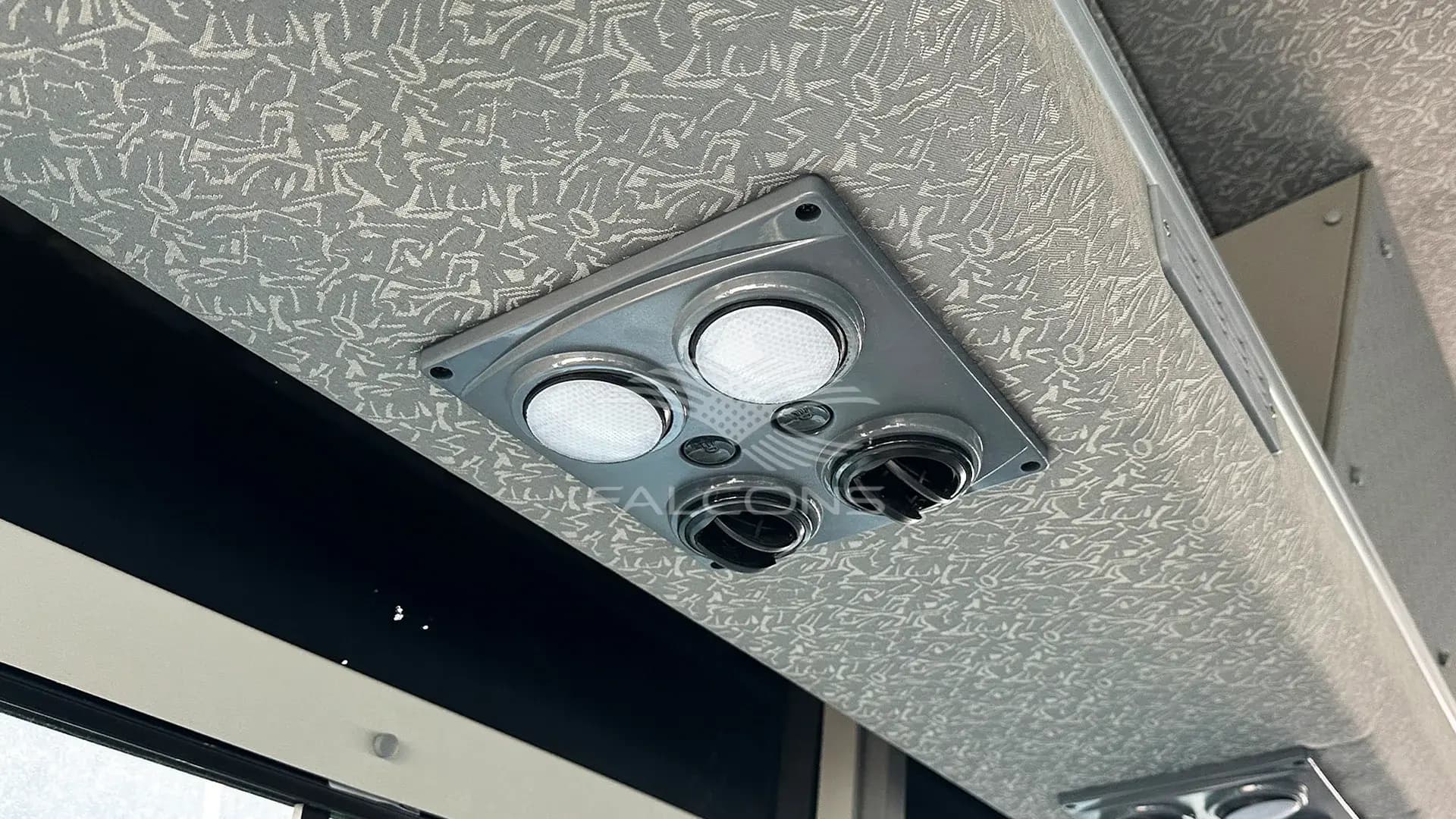 3455cc 43 STR Double Door AC DSL MT - Image 13