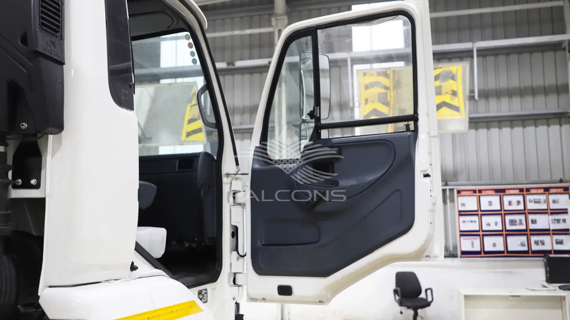 6018 (D) MT-E4 - Image 15