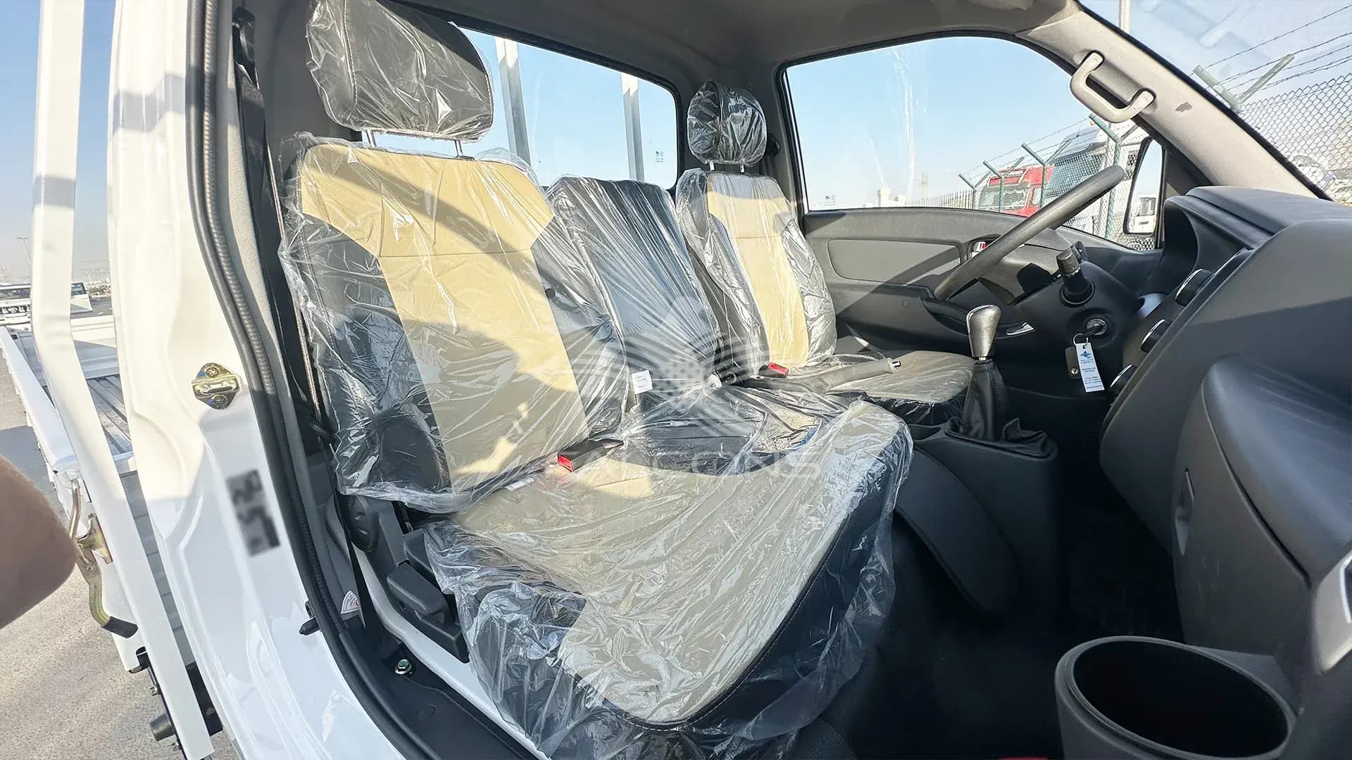 2771CC 2WD ISUZU ENGINE 2T PAYLOAD CARGO MT - Image 15