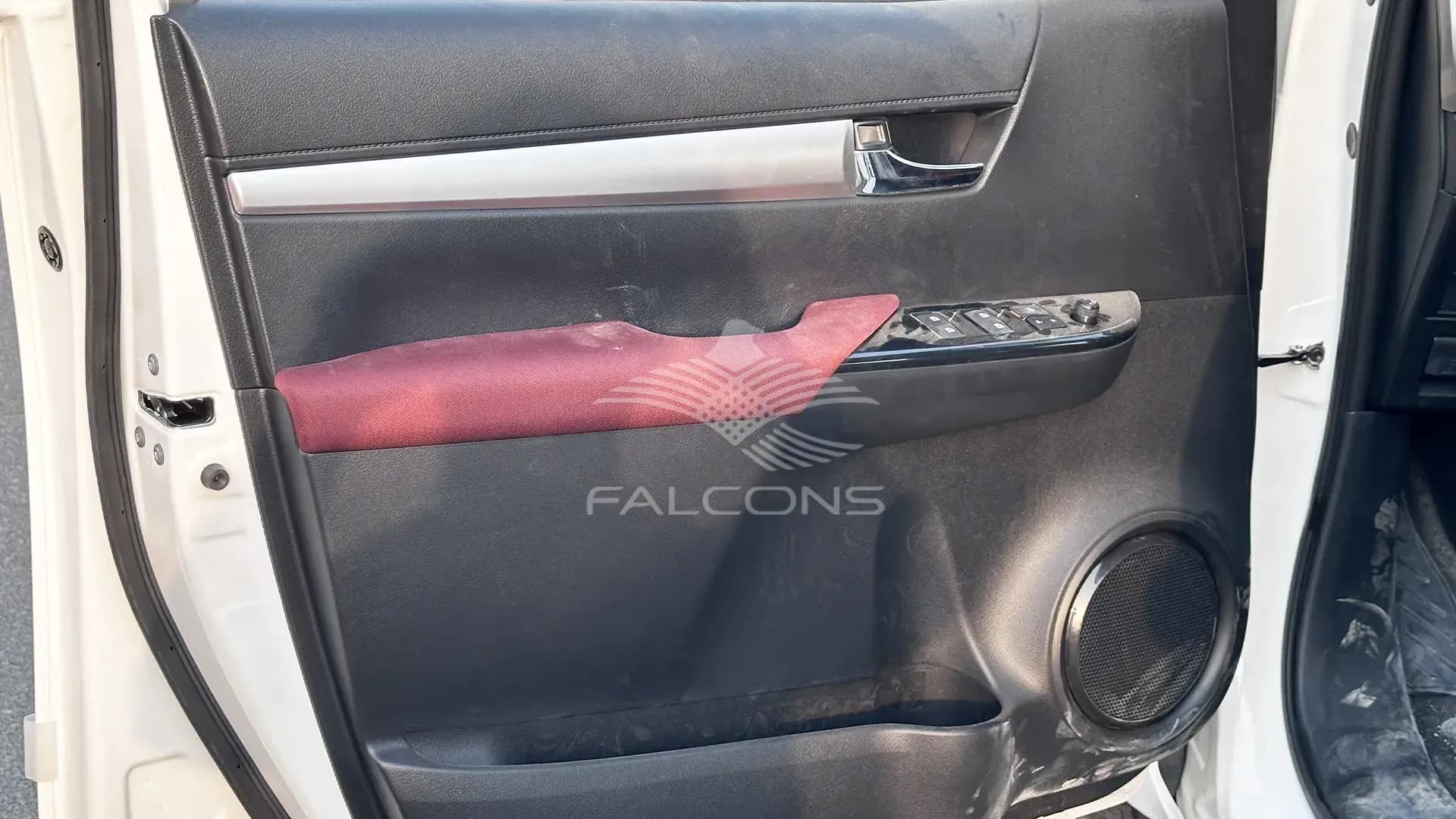 2.7L GCC FULL OPTION AT - Image 9